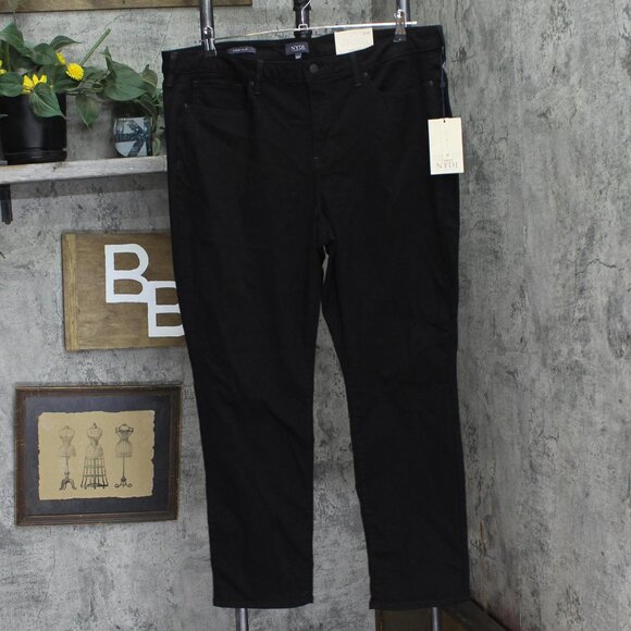 NWT NYDJ Womens Plus Size Sheri Slim Jeans WNBBSS8518 Black 20W - Picture 5 of 13